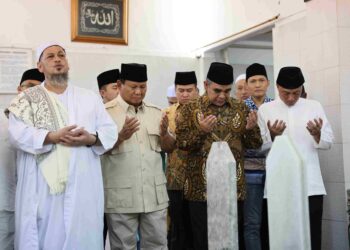 Prabowo hingga Muzani Ziarah ke Makam Habib Ali Kwitang
