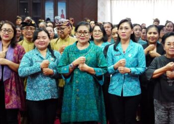 Ibu Putri Koster Ajak Masyarakat Ubud dan Payangan Bangkitkan Kesadaran Kolektif Atasi Persoalan Sampah
