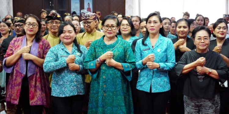 Ibu Putri Koster Ajak Masyarakat Ubud dan Payangan Bangkitkan Kesadaran Kolektif Atasi Persoalan Sampah